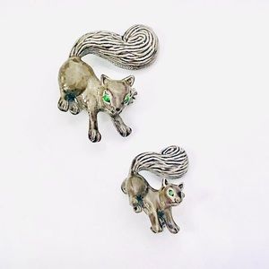 Singed Jerrys Vintage Gray Enamel Squirrel Brooch 2 Piece